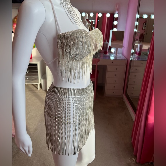 💎RHINESTONE Bling Bra and Skirt 2 piece Set💎 - Picture 5 of 8
